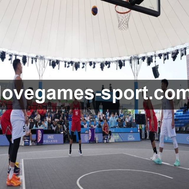 开拓者主帅解析附加赛最后一攻战术，布克反思罚球关键时刻